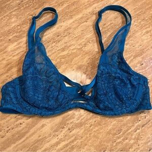 Victoria's Secret Size 32B
